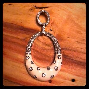 White and crystal pendant